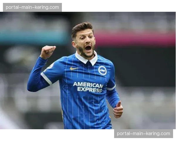 “现场：布莱顿vs纽卡，三笘薰边路突破制造点球，VAR介入后确认”